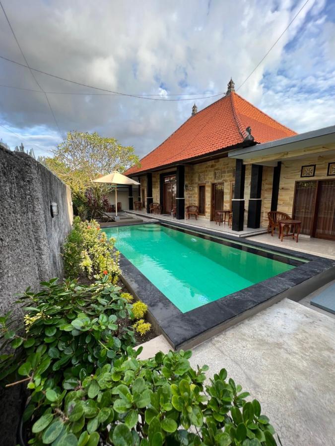 Nari Homestay Canggu Exterior foto
